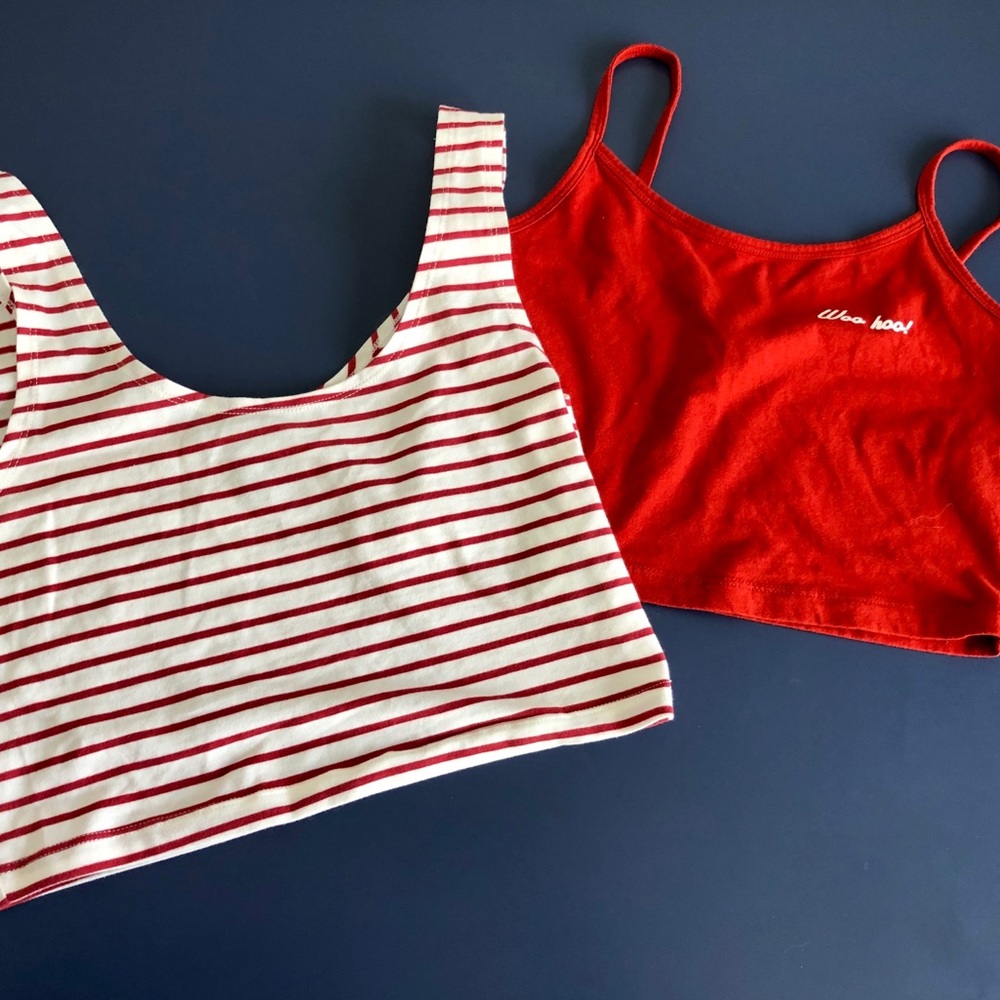 Bundle of NWOT Forever 21 cropped tanks